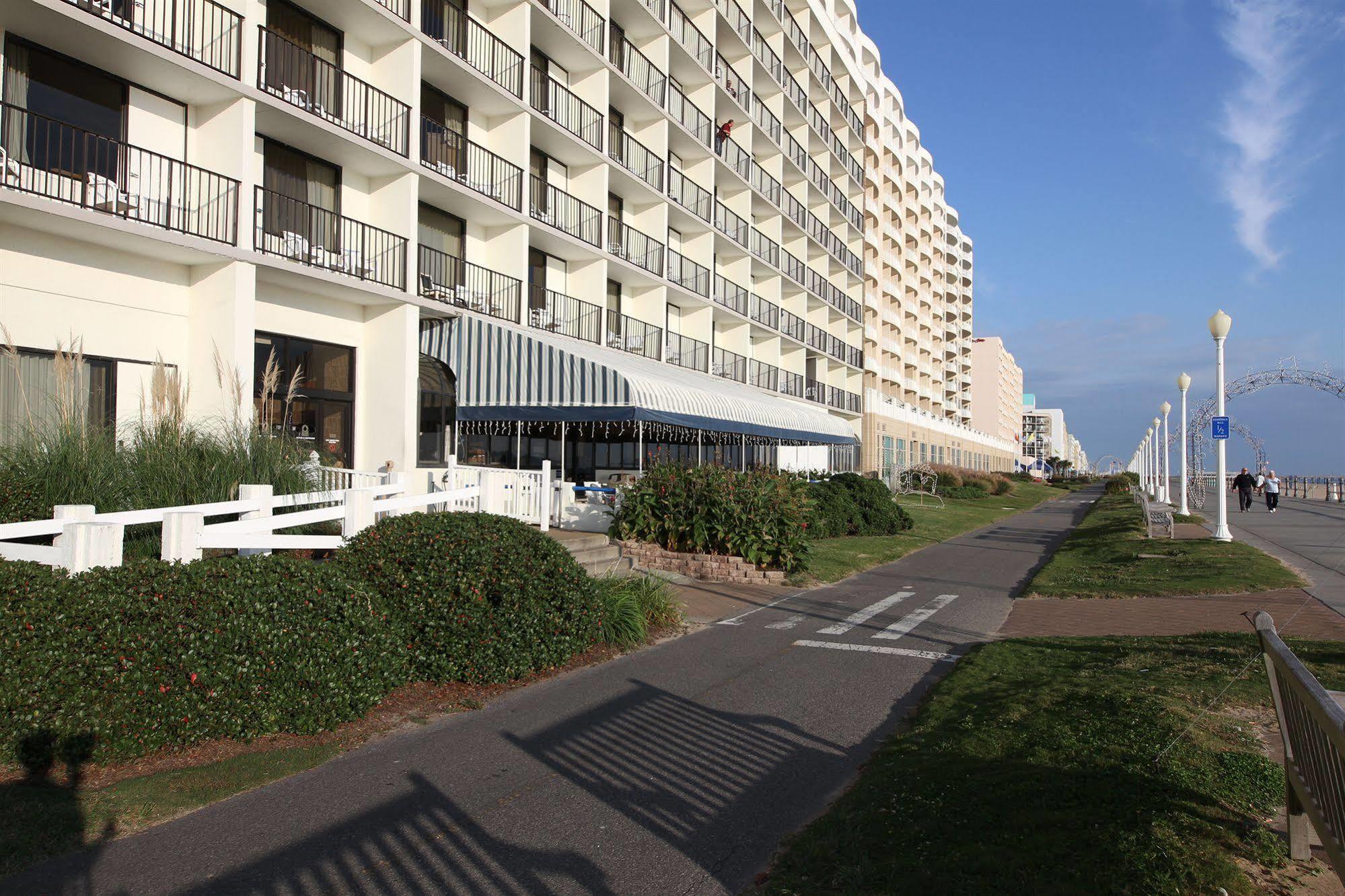 The Barclay Towers Hotel And Resort Virginia Beach Eksteriør billede