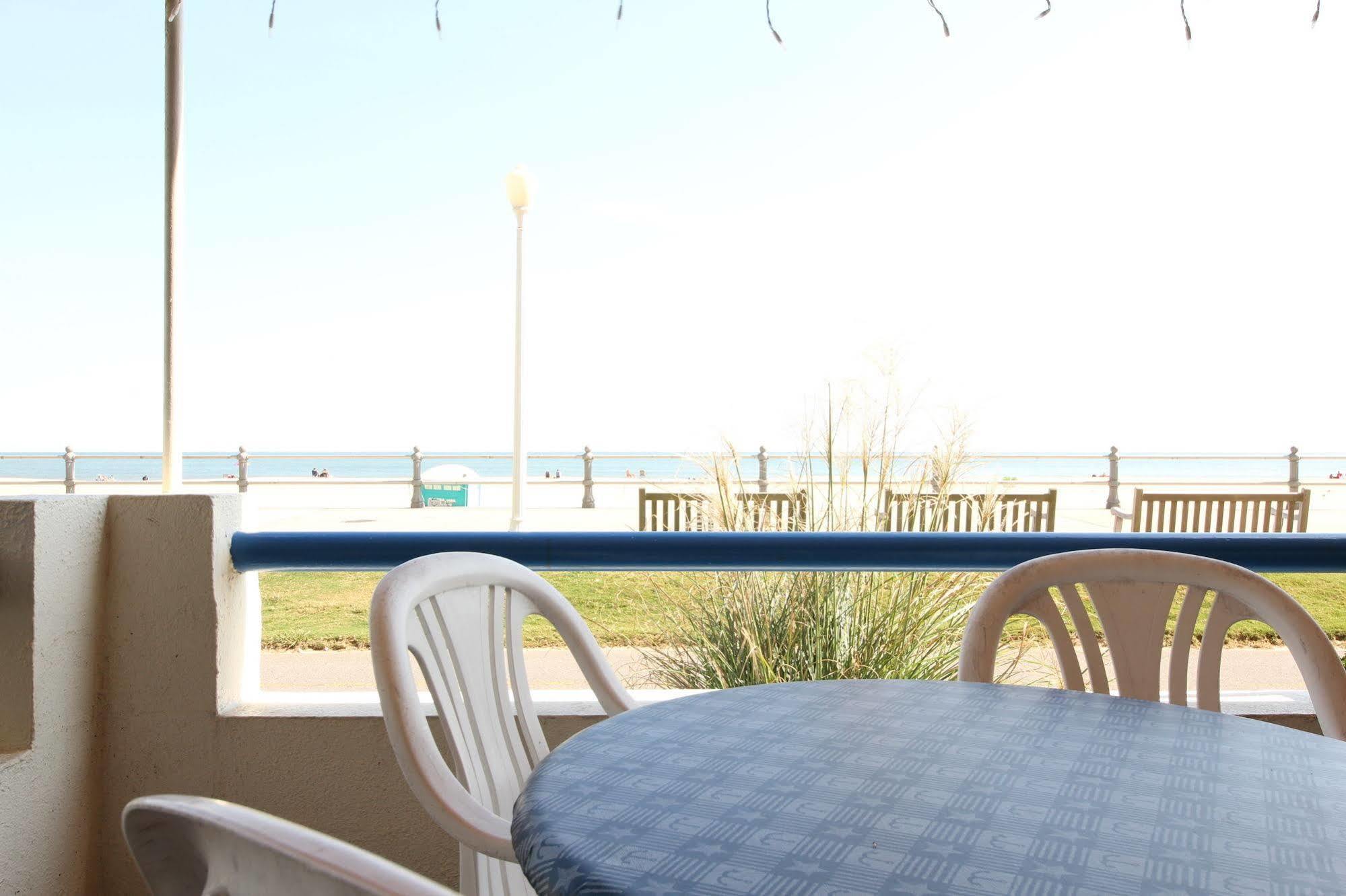 The Barclay Towers Hotel And Resort Virginia Beach Eksteriør billede